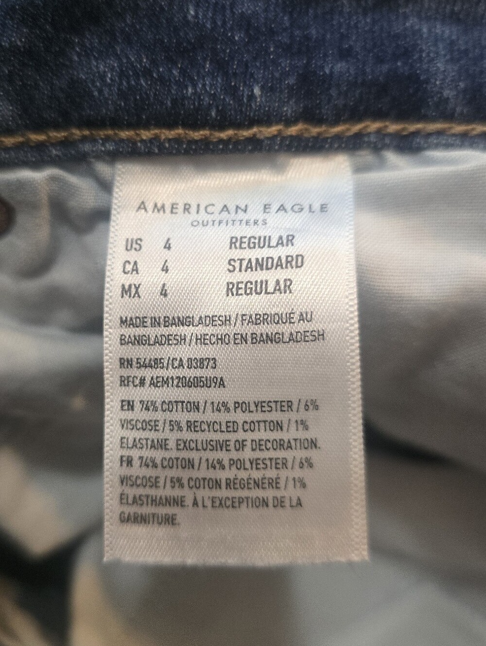 American Eagle Outfitters Mom Jeans - Picture 7 of 7